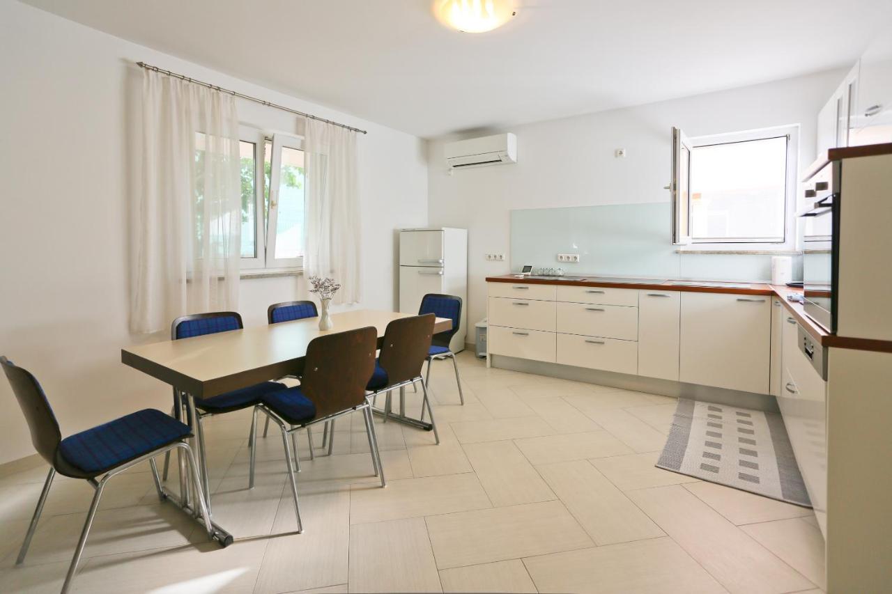 זאדאר Apartman Dani מראה חיצוני תמונה